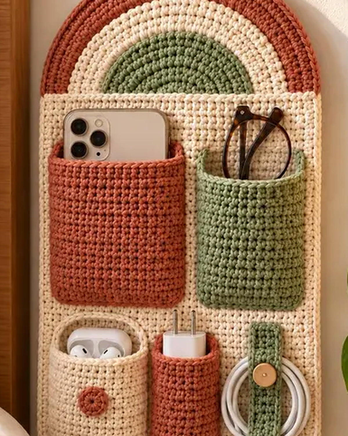 Arched Crochet Bedside Organizer Pattern PDF – Wall Hanging Storage