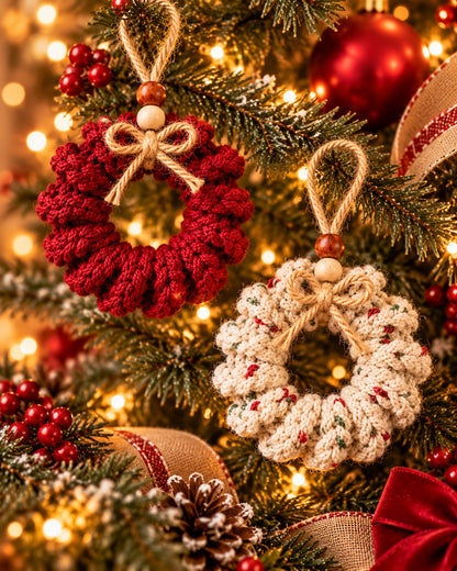 Curly Wreath Crochet Pattern PDF – Mini Christmas Ornament | Ave Lune Crochet